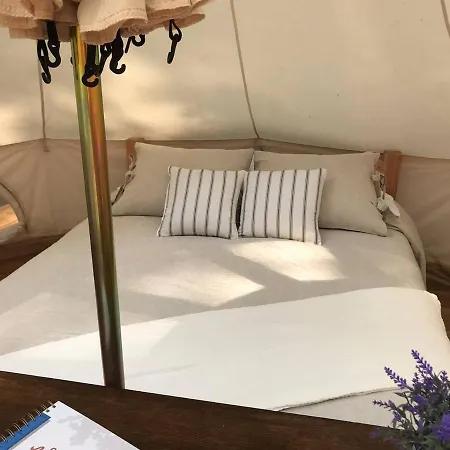Bee Glamping Farm Hotel Victor Exterior photo