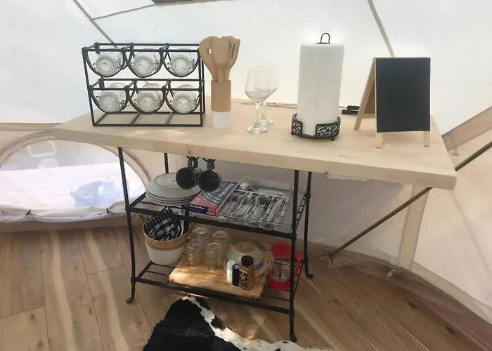 Bee Glamping Farm