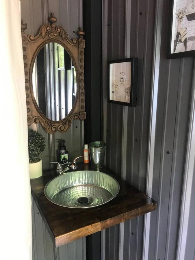 Tente de luxe Bee Glamping Farm