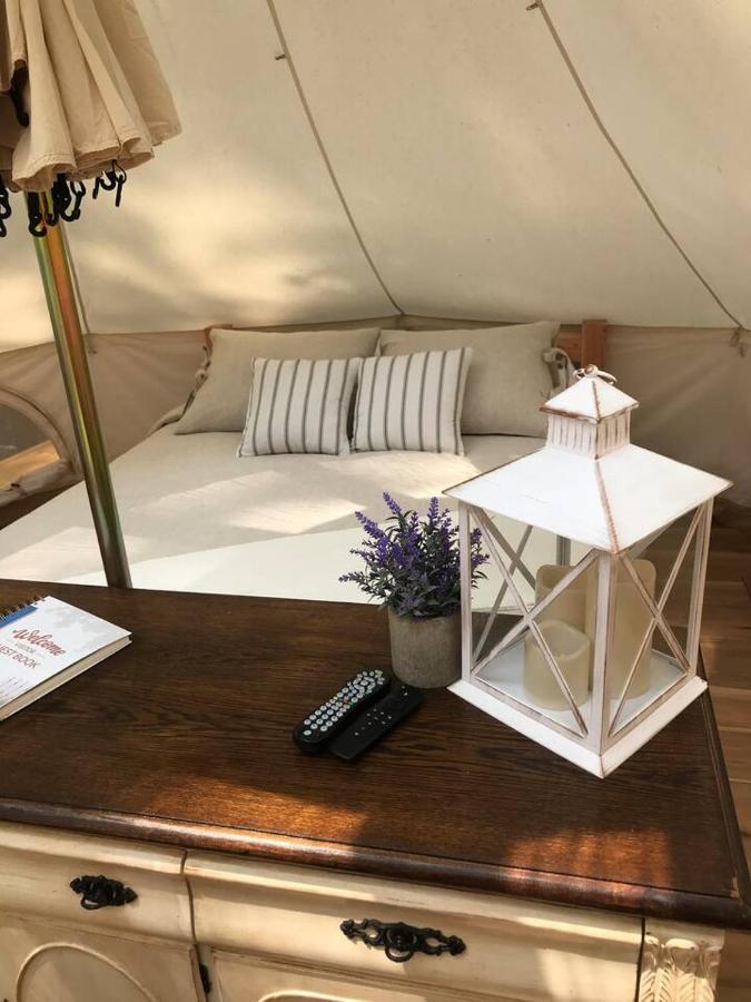 Tente de luxe Bee Glamping Farm *
