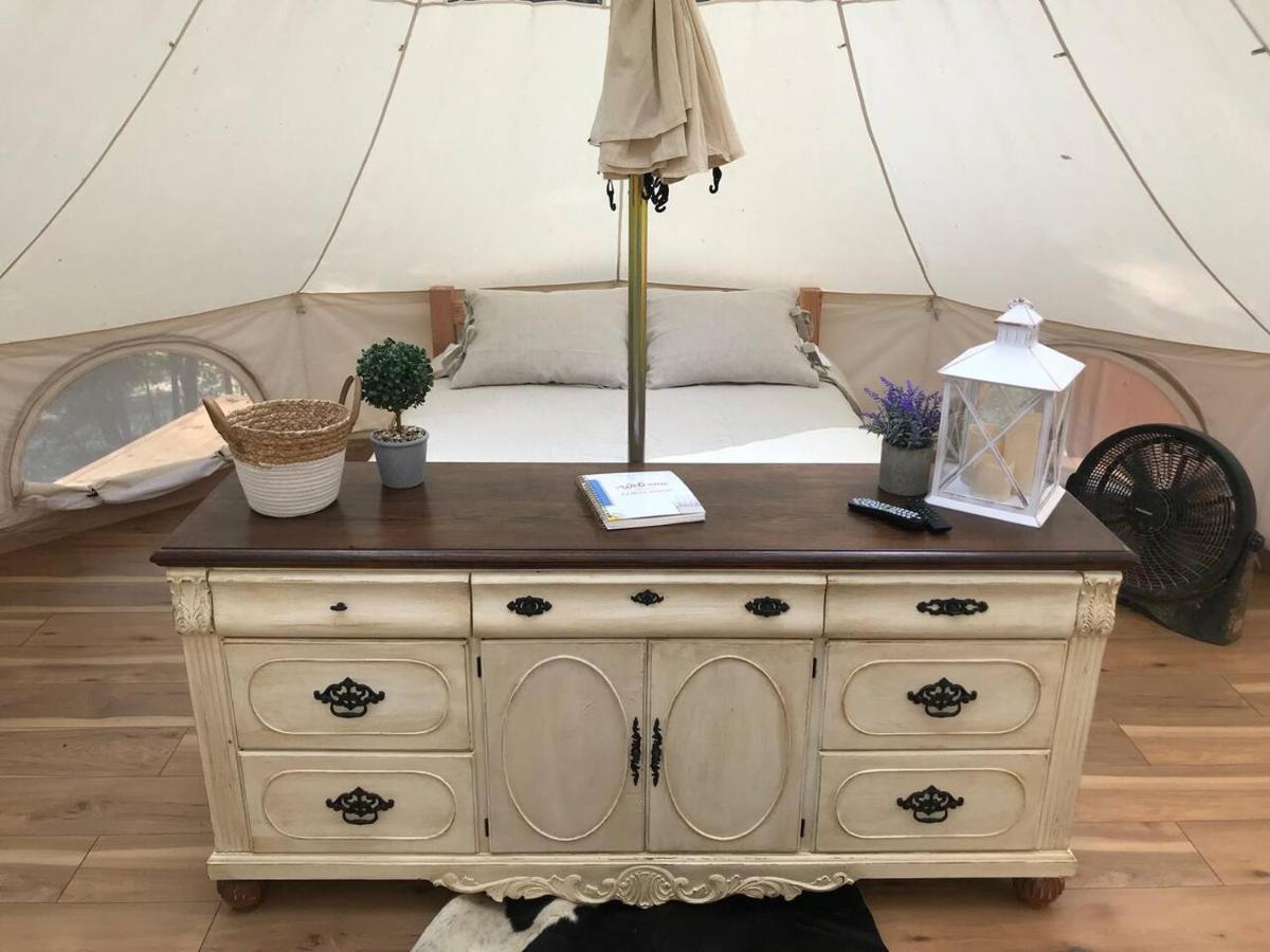 Bee Glamping Farm Victor